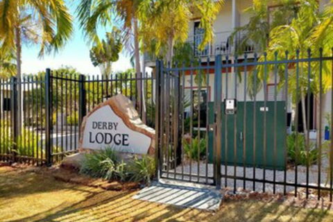 Derby Lodge Self Contained Apartments - Goulburn Accommodation 0