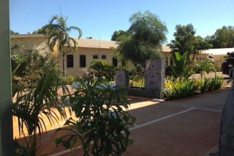 Derby Lodge Self Contained Apartments - Goulburn Accommodation 1