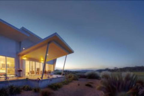 Azjure Studio Retreat - Goulburn Accommodation 0