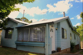 Mountain Top Holiday Home - Goulburn Accommodation 1