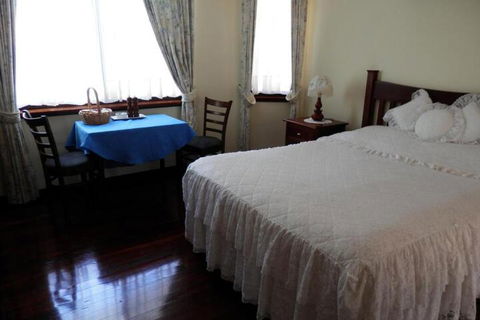 The Hideaway Luxury B & B Retreat - Goulburn Accommodation 3