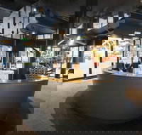 Waterfront Melbourne Apartments - Goulburn Accommodation