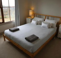 Ironstone Views - Goulburn Accommodation