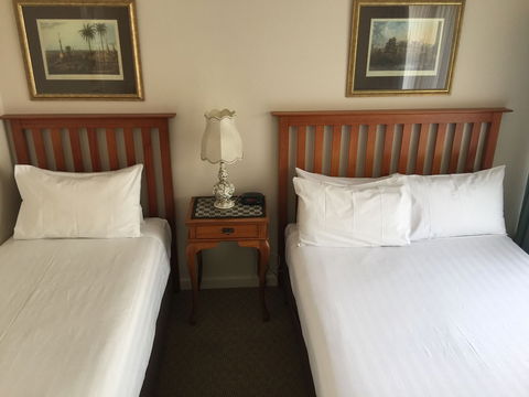 Aberdeen Motor Inn - Goulburn Accommodation 4