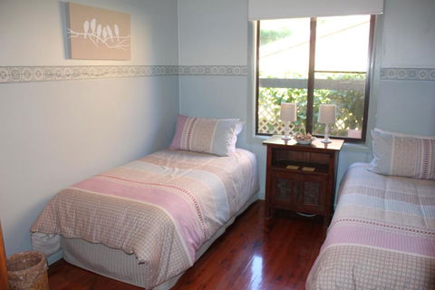 Avoca Beach Cape Cottage - Goulburn Accommodation 7