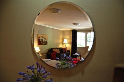 Mount Evelyn Retreat - Goulburn Accommodation 6