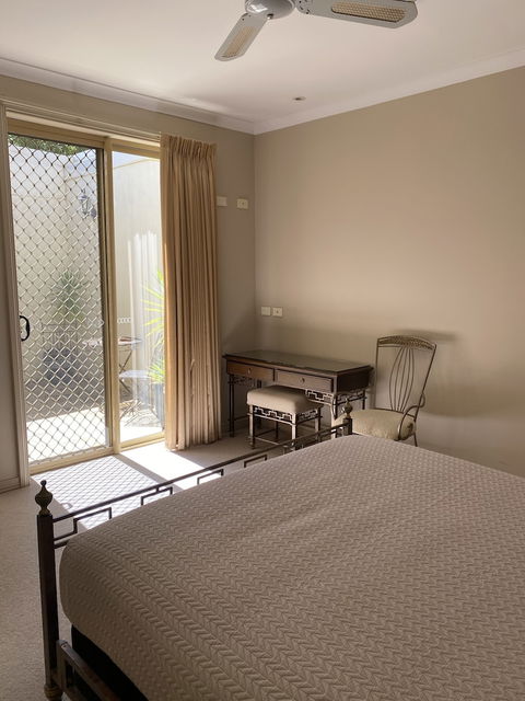 Acacia Terraces - Goulburn Accommodation 4