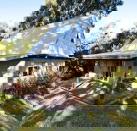 Riverway Chalets - Goulburn Accommodation