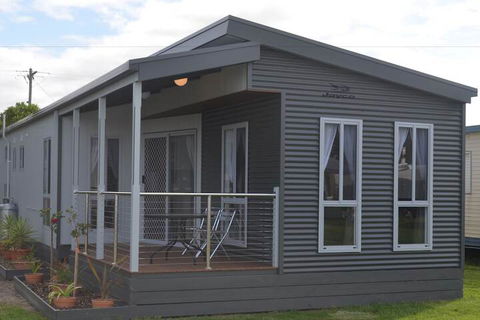 Holiday Lifestyle Henty Bay Portland - Goulburn Accommodation 4