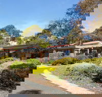 Deakin Geelong Units - Goulburn Accommodation
