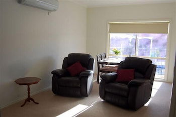 Aarinda Holiday Apartments - Goulburn Accommodation 3