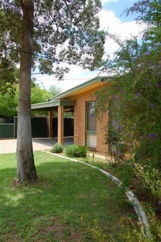 Aarinda Holiday Apartments - Goulburn Accommodation 6