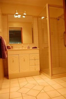 Aarinda Holiday Apartments - Goulburn Accommodation 2