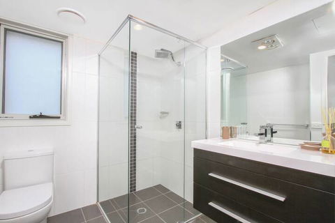Accommodate Canberra - Braddon 33 - Goulburn Accommodation 3