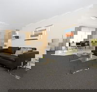 Accommodate Canberra - Kingston Court - Goulburn Accommodation