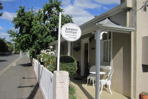 Arendon Cottage - Goulburn Accommodation 2