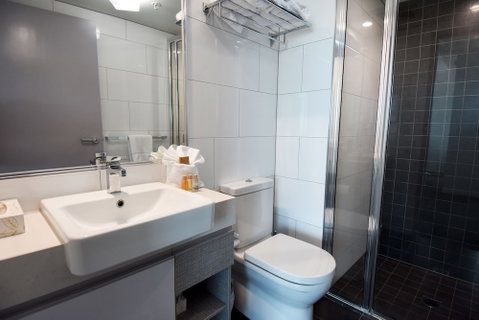 H On Mitchell Apartment Hotel - Goulburn Accommodation 3