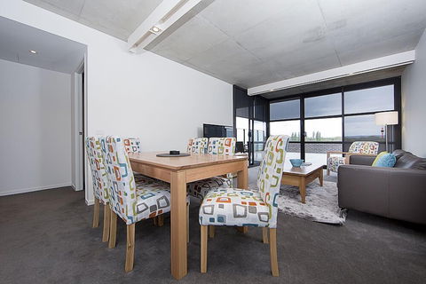 Accommodate Canberra - Dockside - Goulburn Accommodation 6