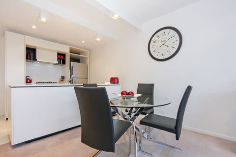 Accommodate Canberra - Dockside - Goulburn Accommodation 5