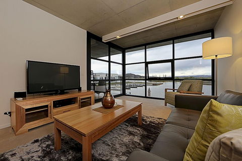 Accommodate Canberra - Dockside - Goulburn Accommodation 2