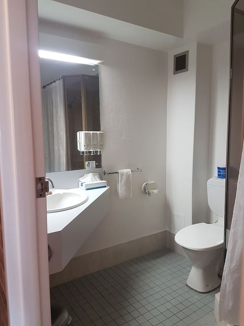 All Seasons Motel Armidale - Goulburn Accommodation 5
