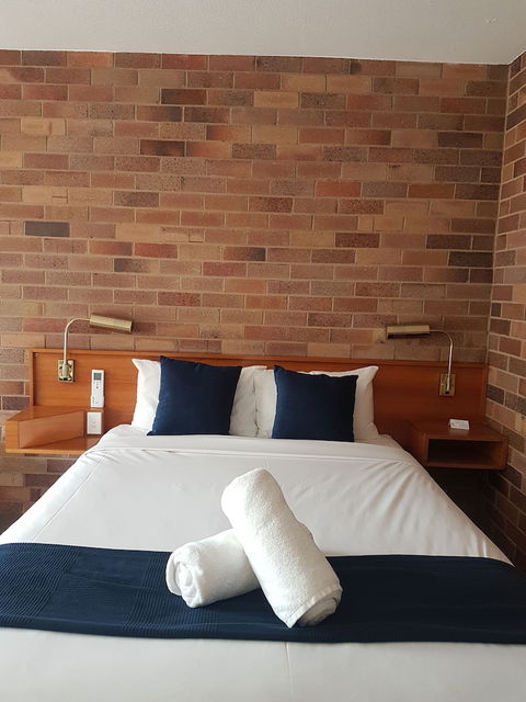 All Seasons Motel Armidale - Goulburn Accommodation 4