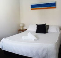 Ocean Side Hawks Nest - Goulburn Accommodation