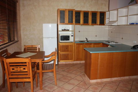 Apartments At Blue Seas Resort - Goulburn Accommodation 5