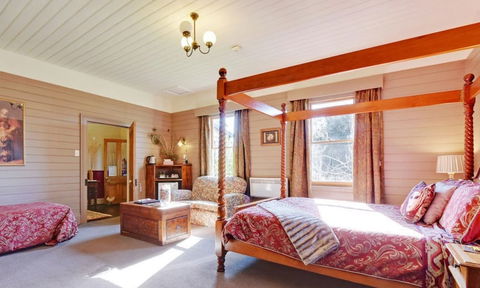 Redcliffe House - Goulburn Accommodation 2