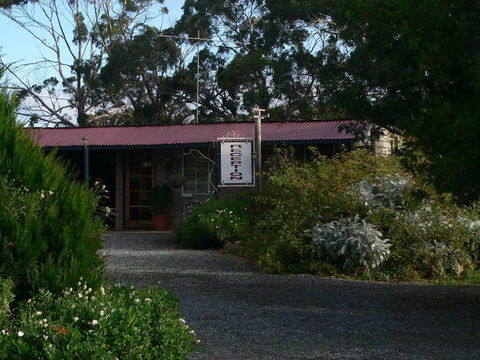 Redcliffe House - Goulburn Accommodation 0