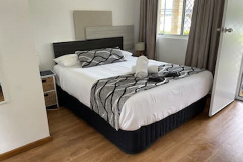 Forster And Wallis Lake Motel - Goulburn Accommodation 0