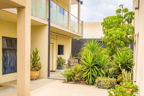 Atlantic West Beach Apartments - Goulburn Accommodation 2