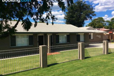 Bottletree Apartments On Garget - Goulburn Accommodation 2
