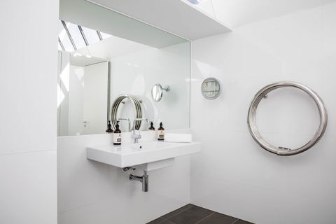 Alkina Lodge - Goulburn Accommodation 5