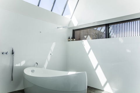 Alkina Lodge - Goulburn Accommodation 2