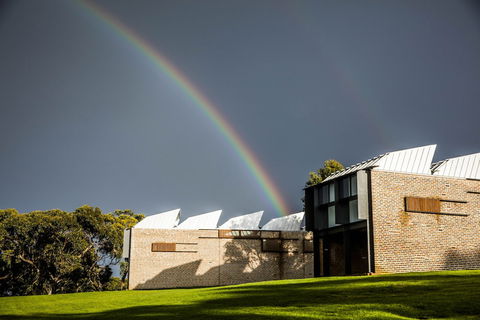 Alkina Lodge - Goulburn Accommodation 0
