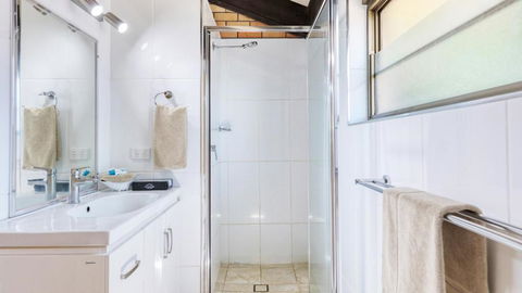 All Travellers Motor Inn - Goulburn Accommodation 3