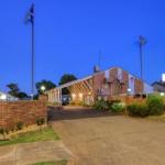 All Travellers Motor Inn - Goulburn Accommodation 0