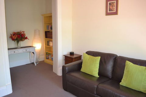 A Secret Garden - Goulburn Accommodation 7