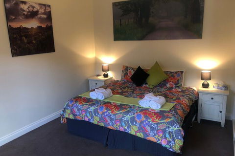A Secret Garden - Goulburn Accommodation 3