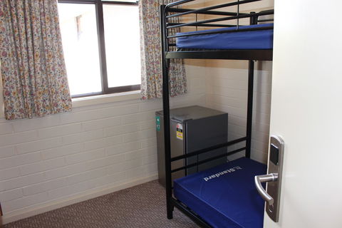 SJ Hostel - Goulburn Accommodation 4