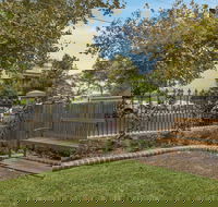 Dalziel Lodge - Goulburn Accommodation