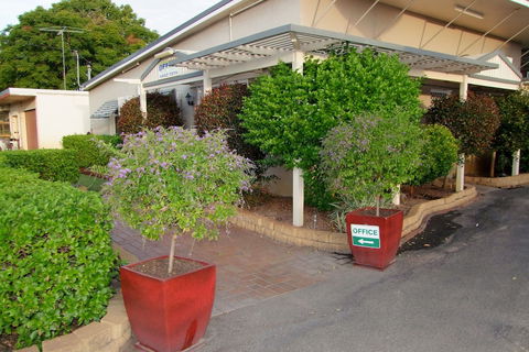 Acacia Motel - Goulburn Accommodation 0