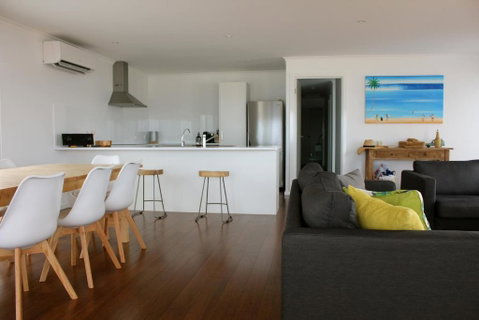 Beach House At Arno - Goulburn Accommodation 2