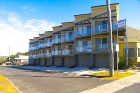 Seaspray Apartments - Goulburn Accommodation 0