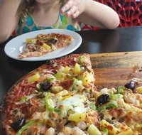 Cielo Pizza - Goulburn Accommodation