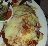 Casa Bella Cafe  Restaurant - Goulburn Accommodation