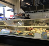 Jim's Seafood  Grill - Goulburn Accommodation