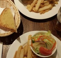 Westmeadows Tavern - Goulburn Accommodation