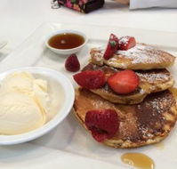 Tivoli Restaurant - Goulburn Accommodation